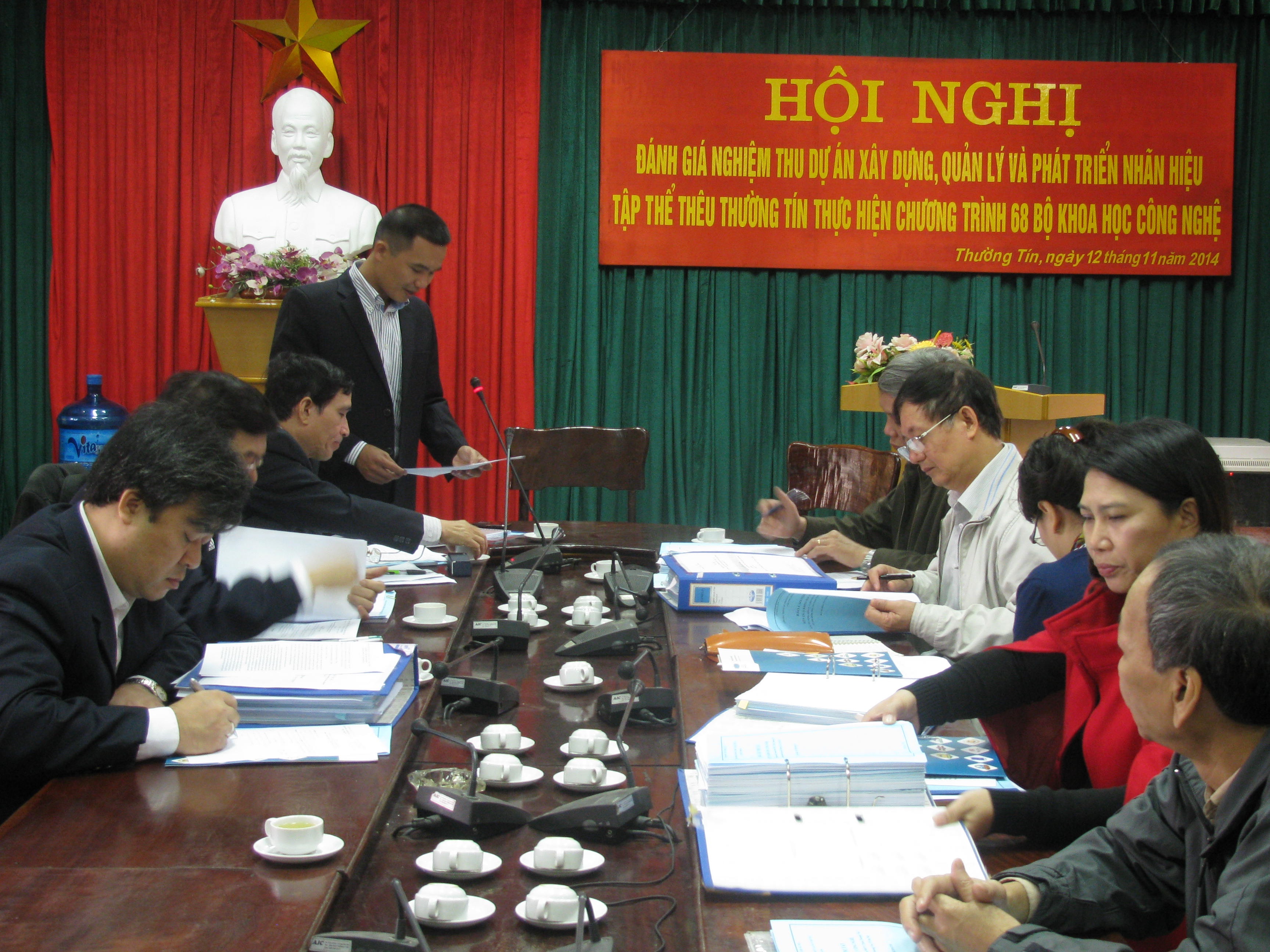 Xây dựng, quản lý và phát triển nhãn hiệu tập thể “thêu Thường Tín”